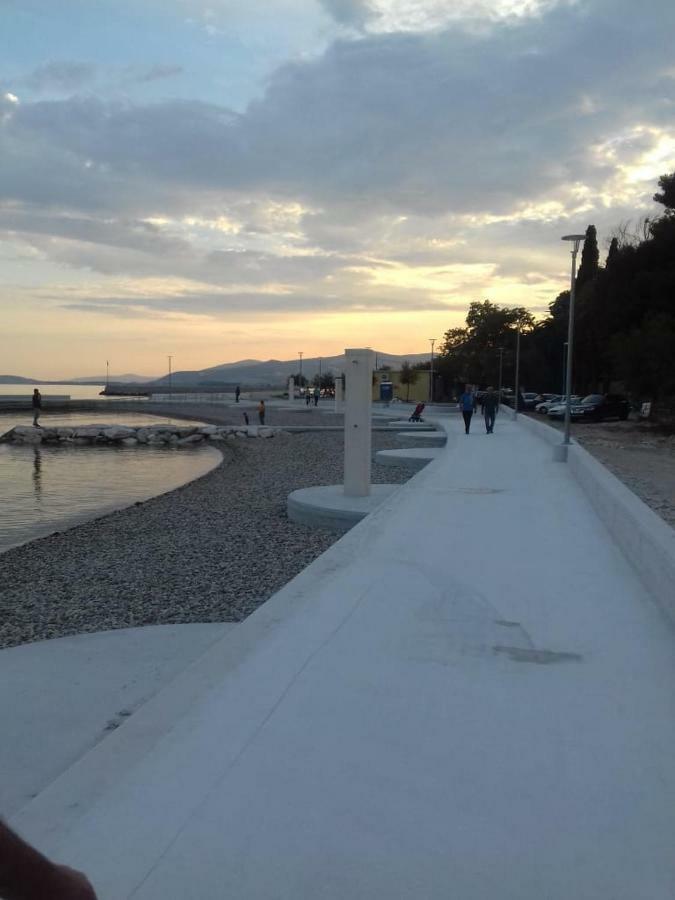 Apartment Nikolic Kaštela Buitenkant foto
